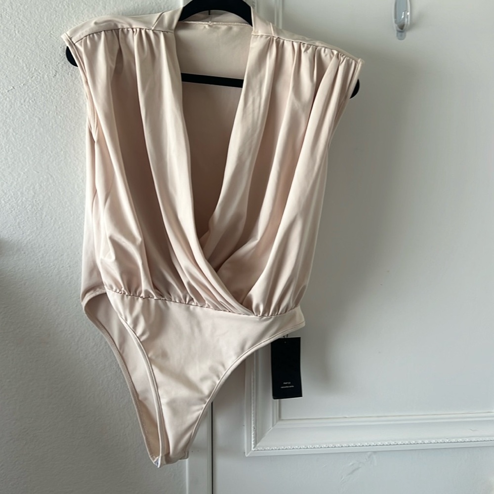 SHEIN Sxy Bodysuit, Medium, Beige, Plunge Neck, New w/ Tags